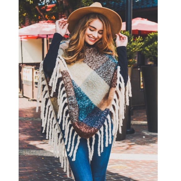 Accessories - Color Block Plaid Poncho